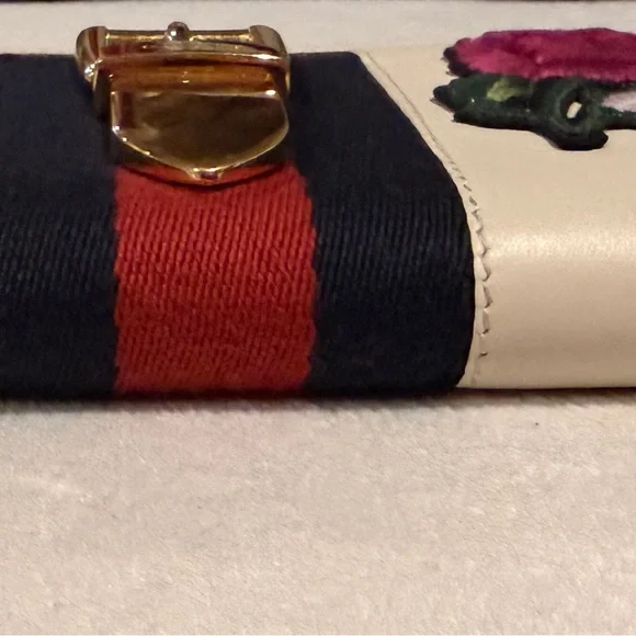 Gucci Sylvie Floral Embroidered Zip Around Wallet Ivory Leather Web Stripe - Picture 10 of 13